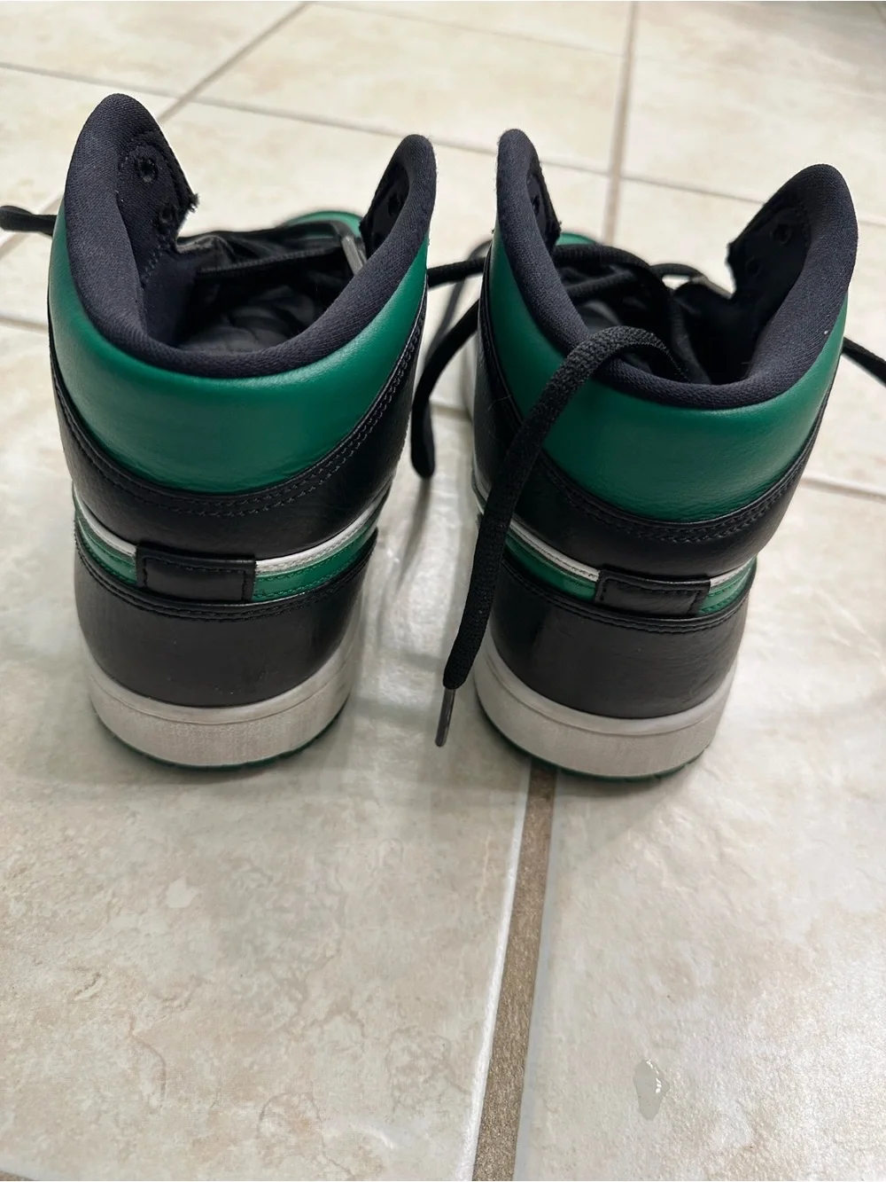 AIR JORDAN 1 GREEN TOE MENS US SIZE 9